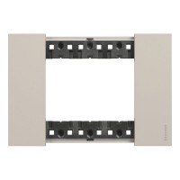 bTicino Living Now (B04) afwerkkader 3 modules zand